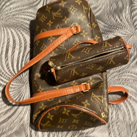 Louis Vuitton Monogram Papillon Bag with Pouch - Picture 13 of 15